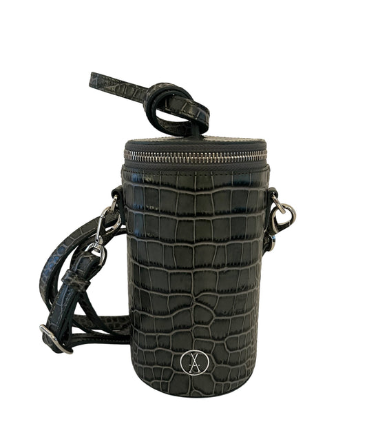 Fex bag 
— embossed leather —
— green —